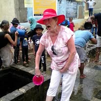 47239214_932901996910123_6846366938579337216_n